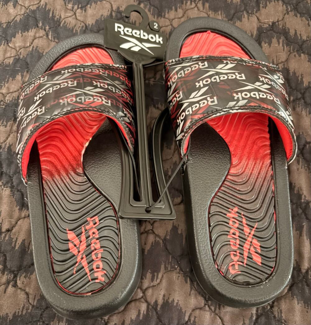 New Reebok Slides Size 2 Youth